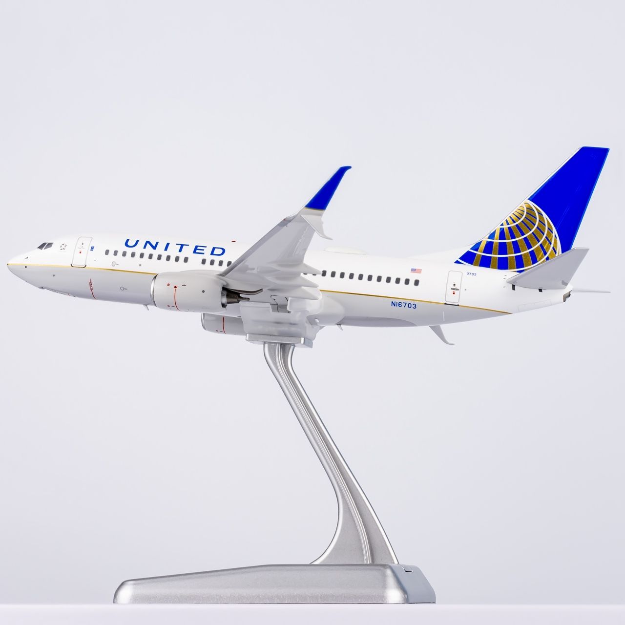 NG 1/200 유나이티드 항공 보잉 737-700/w N16703